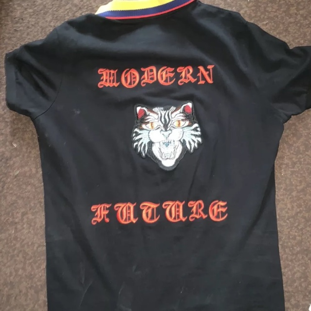 2 Gucci polos